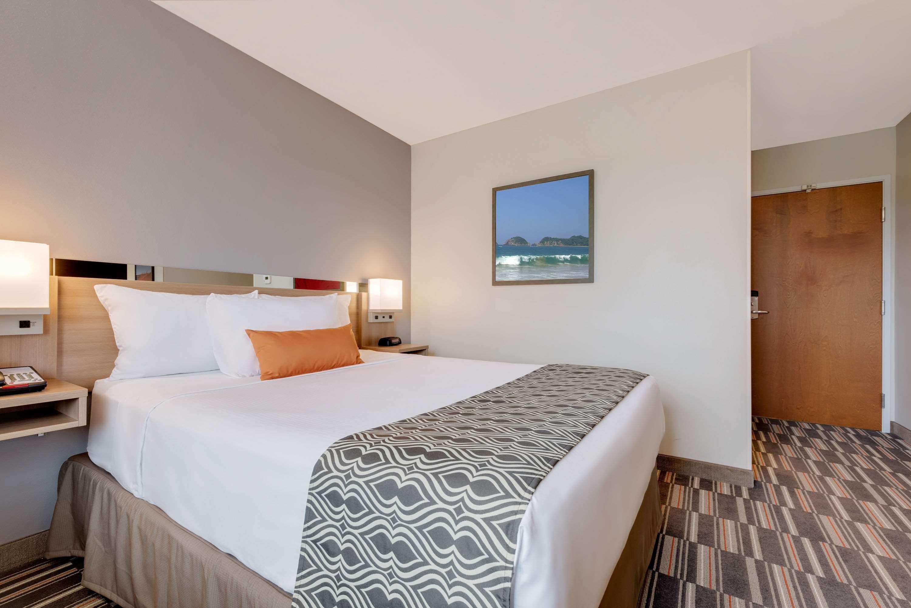 Microtel Inn & Suites By Wyndham Clarion Zewnętrze zdjęcie