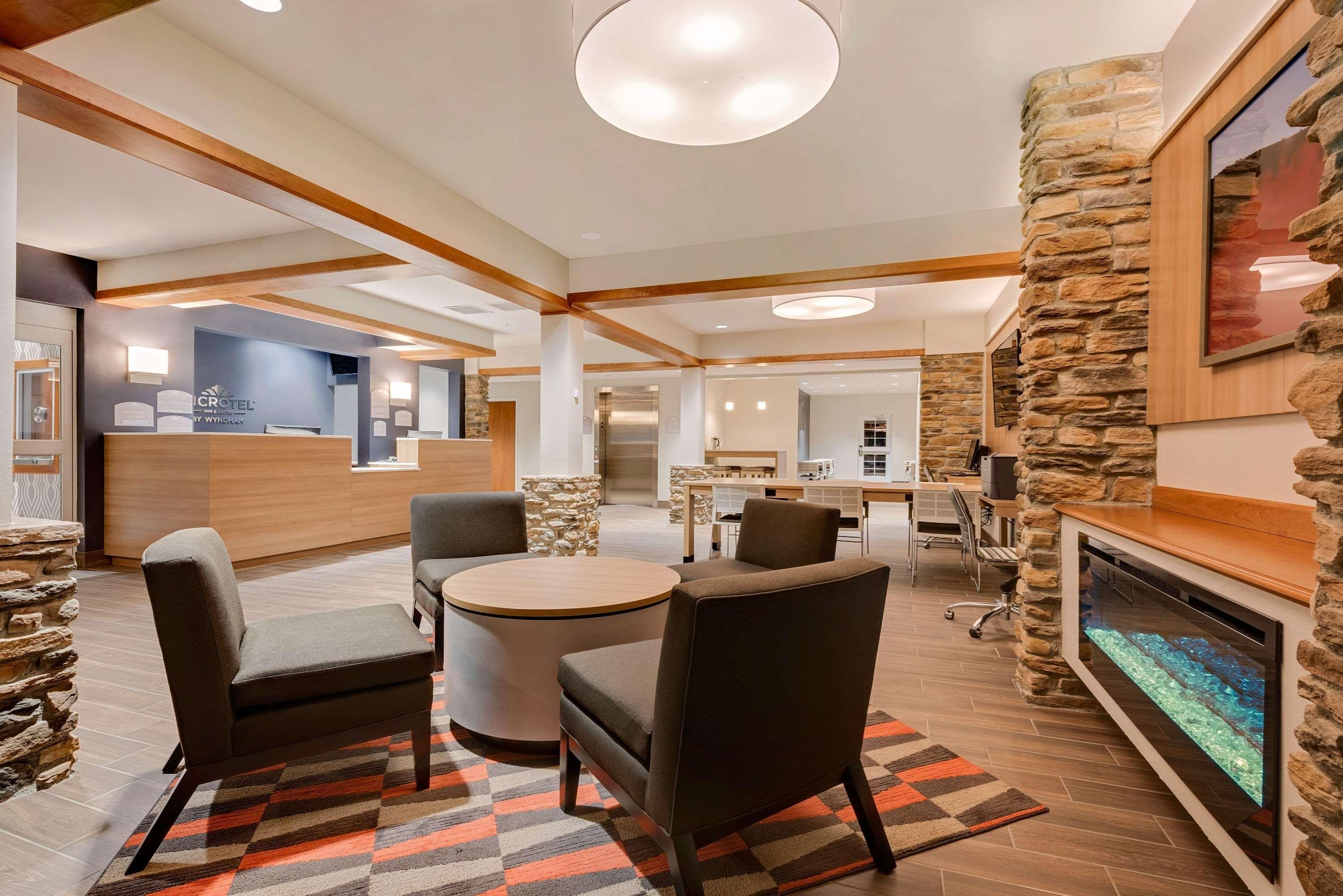 Microtel Inn & Suites By Wyndham Clarion Zewnętrze zdjęcie